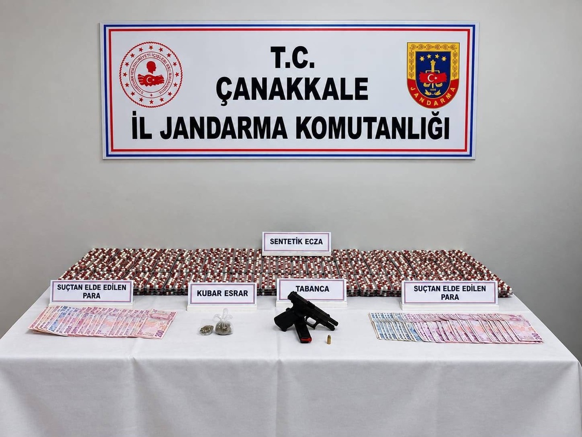 Çanakkale Biga'da narkotik operasyonunda 3 şüpheliden 2'si tutuklandı
