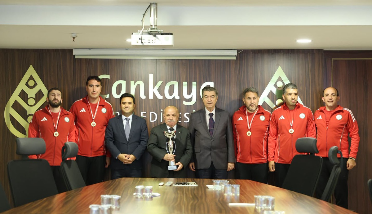 Çankaya Belediyesi Görme Engelliler Spor Kulübü Berlin'de Avrupa ikincisi oldu