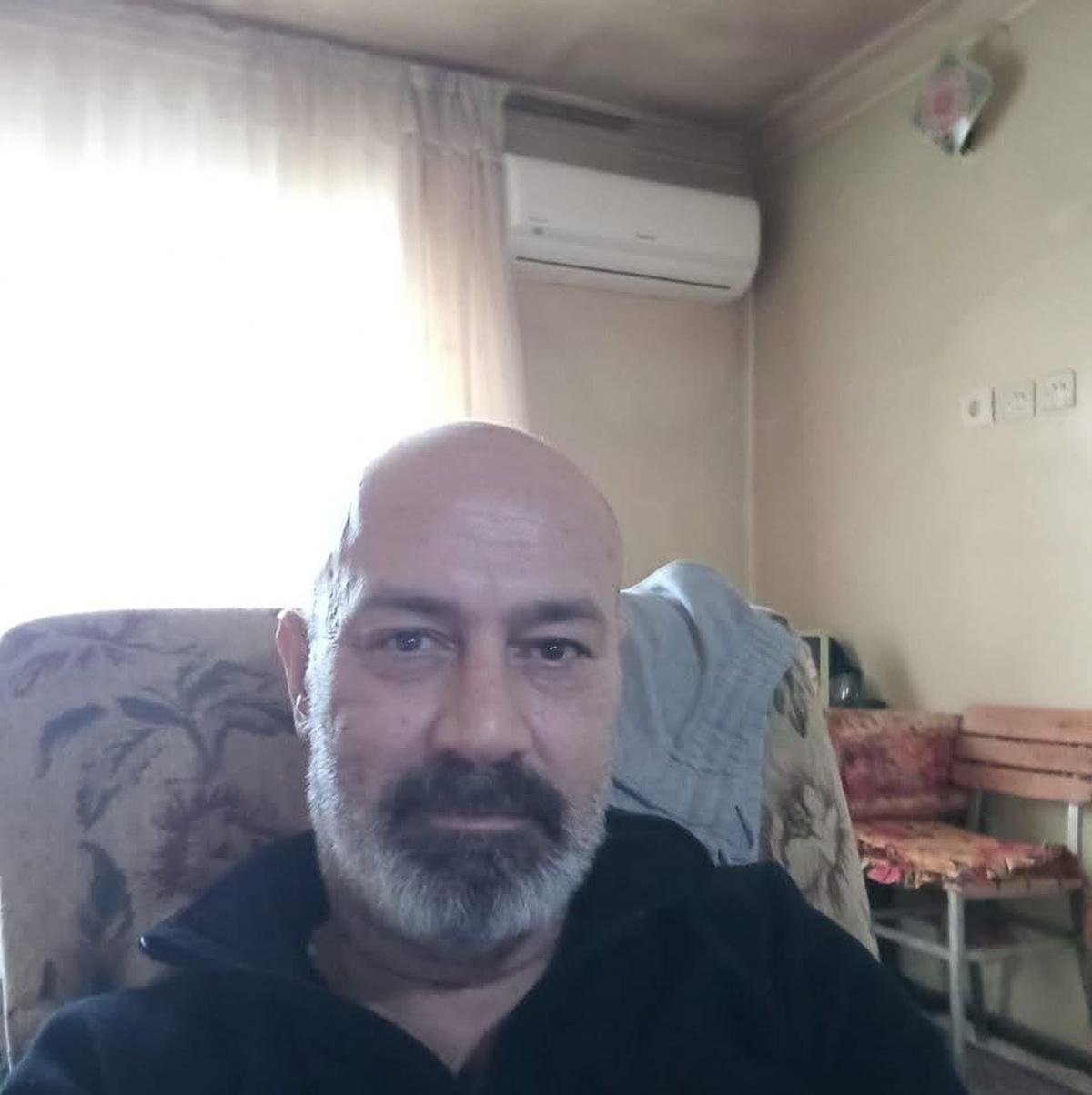Denizli Merkezefendi'de sigaradan çıktığı sanılan yangında 57'lik şahıs dumandan öldü
