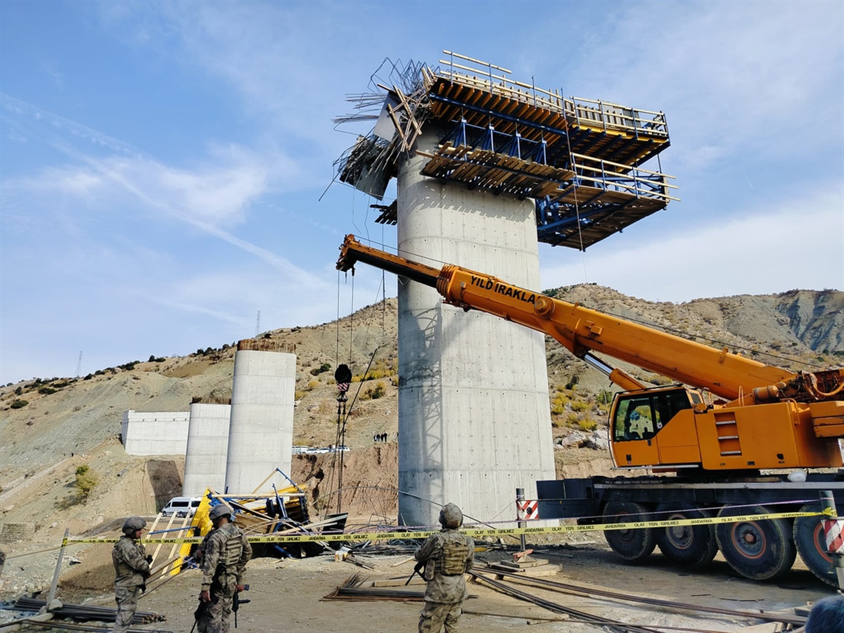 Diyarbakır’da 4 işçinin öldüğü viyadük kazası davasında ek bilirkişi raporu kararı