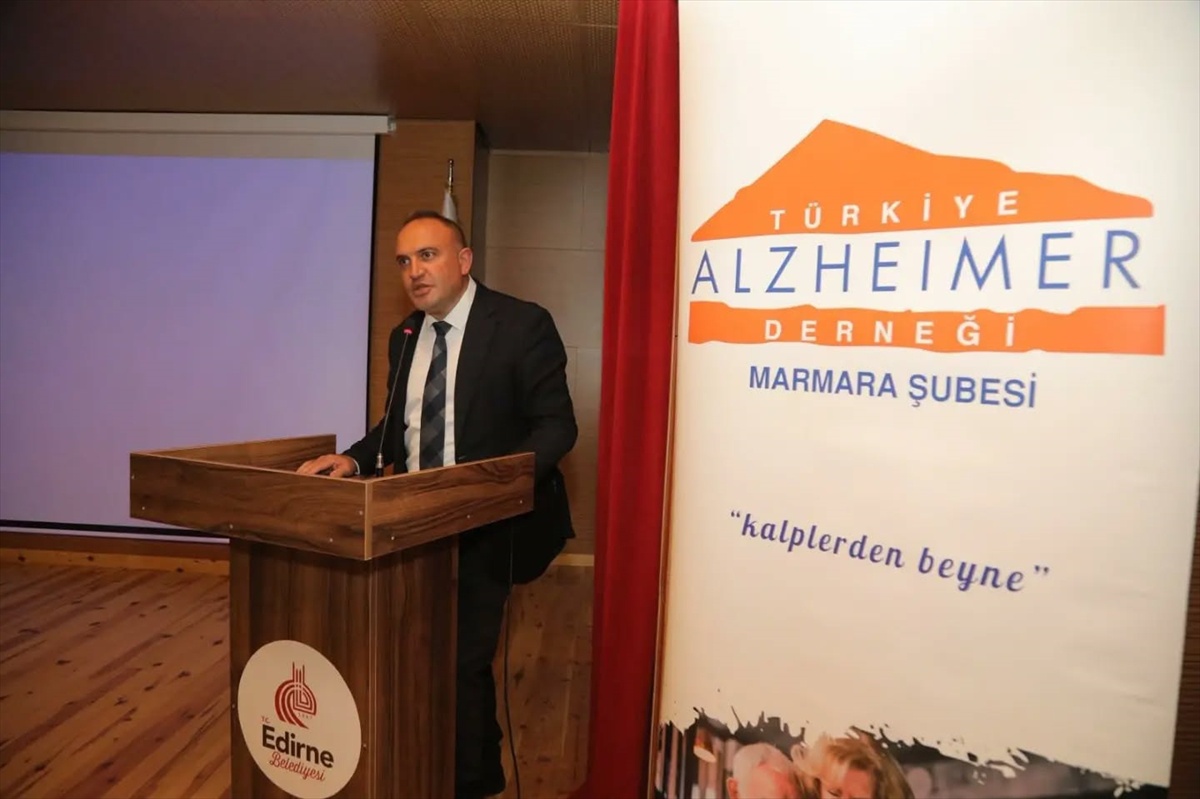 Edirne'de Alzheimer farkındalık programında beyin sağlığı ve uyku ele alındı