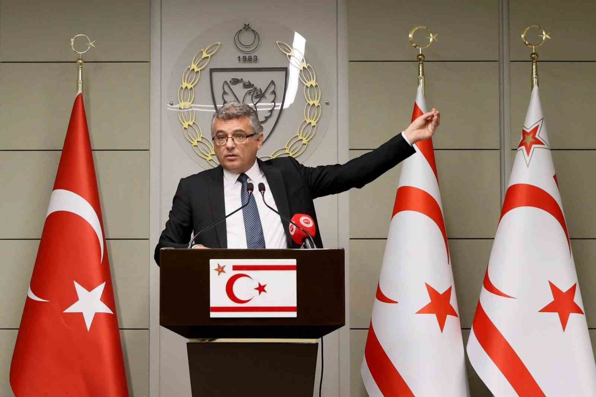 Erhürman, karma evlilik çocuklarının AB vatandaşlığını insan hakları sorunu saydı