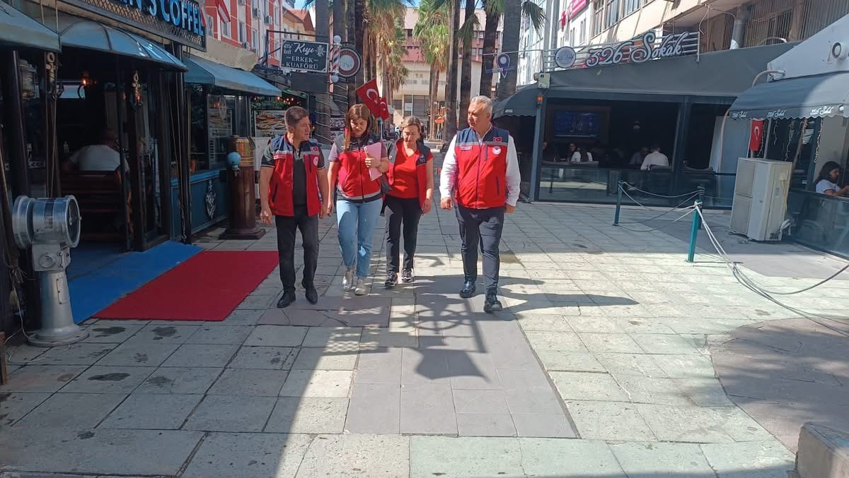 Hatay İl Tarım ve Orman Müdürü Türkmen, İskenderun'da gıda satış yerlerini denetledi