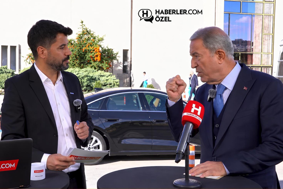 Hulusi Akar’dan Terörsüz Türkiye mesajı: Süreci sabote etmek isteyenler, ezilirsiniz