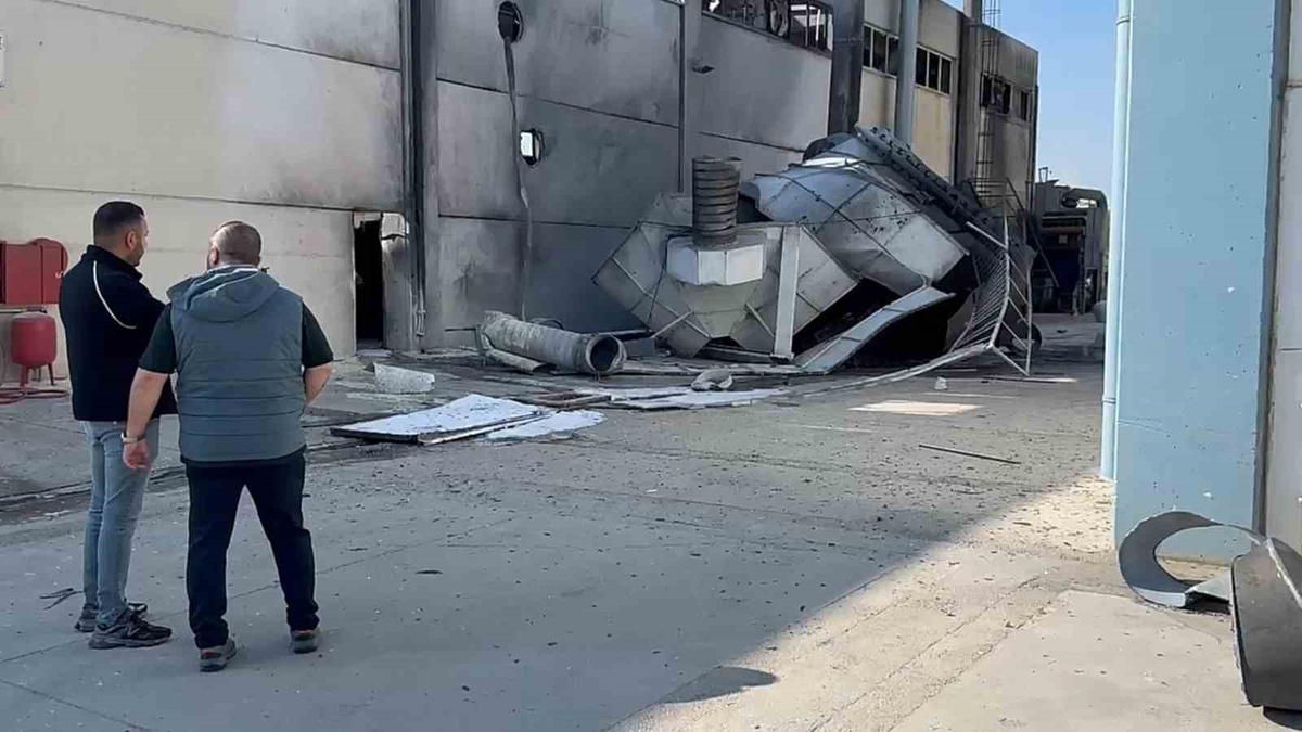İzmir Torbalı'da metal tozu fabrikasında kazan patladı, 2'si ağır 3 işçi yaralandı