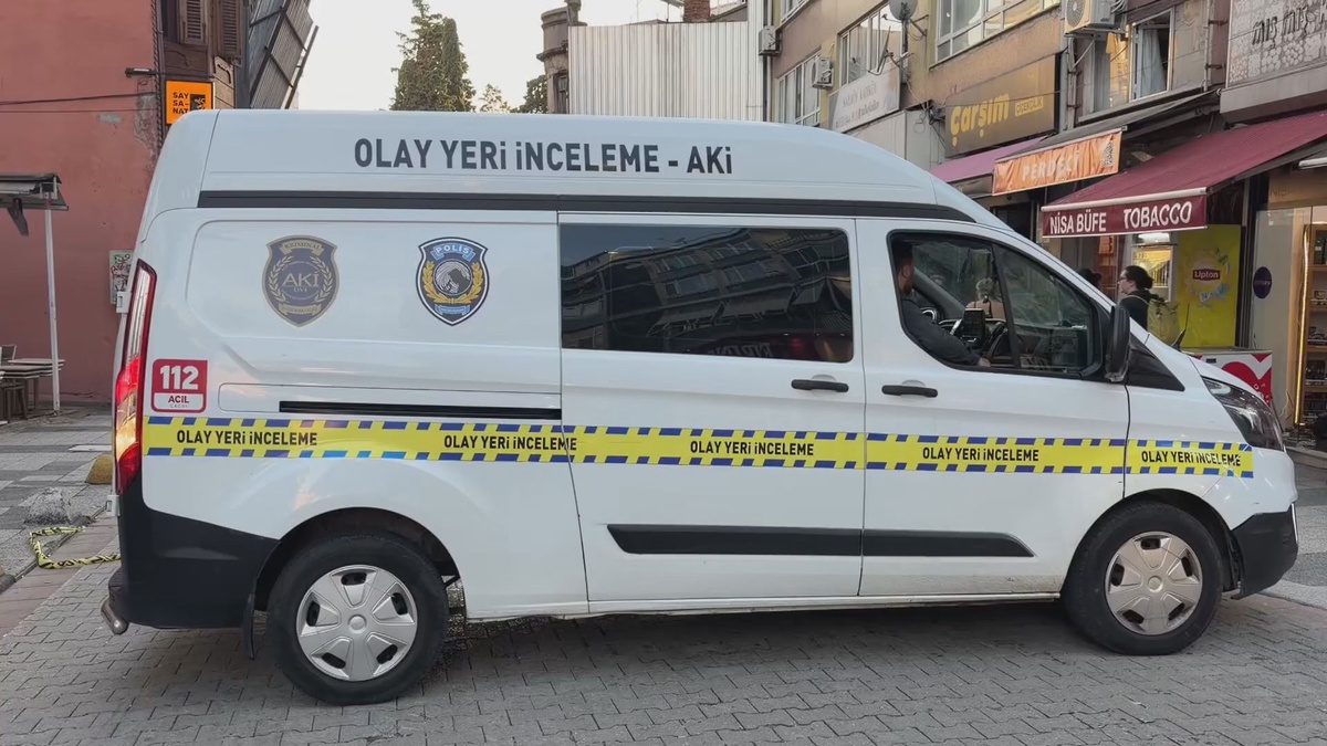 Kadıköy'de dün iddiaya göre alacak tartışmasında Erdi Ö. silahla yaralandı