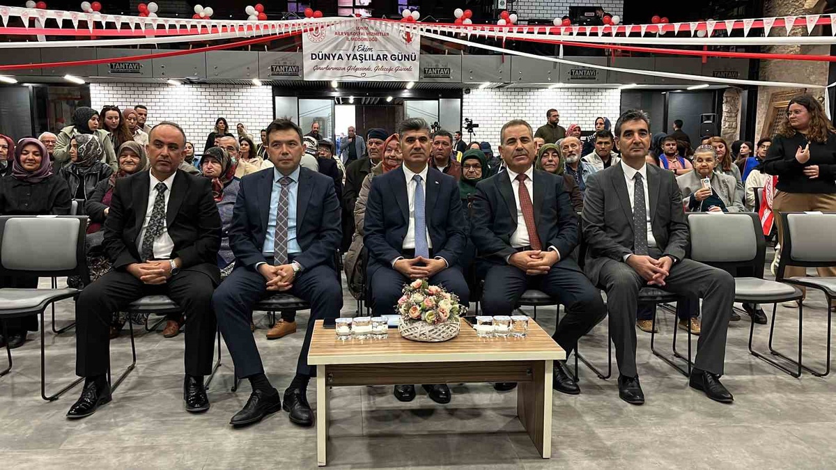 Konya’da 1 Ekim Dünya Yaşlılar Günü kutlandı