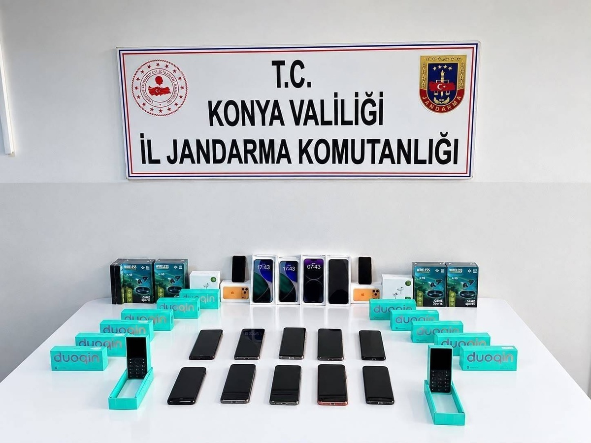 Konya'da jandarma 915 bin liralık kaçak ürün ele geçirdi, 8 şüpheli serbest bırakıldı