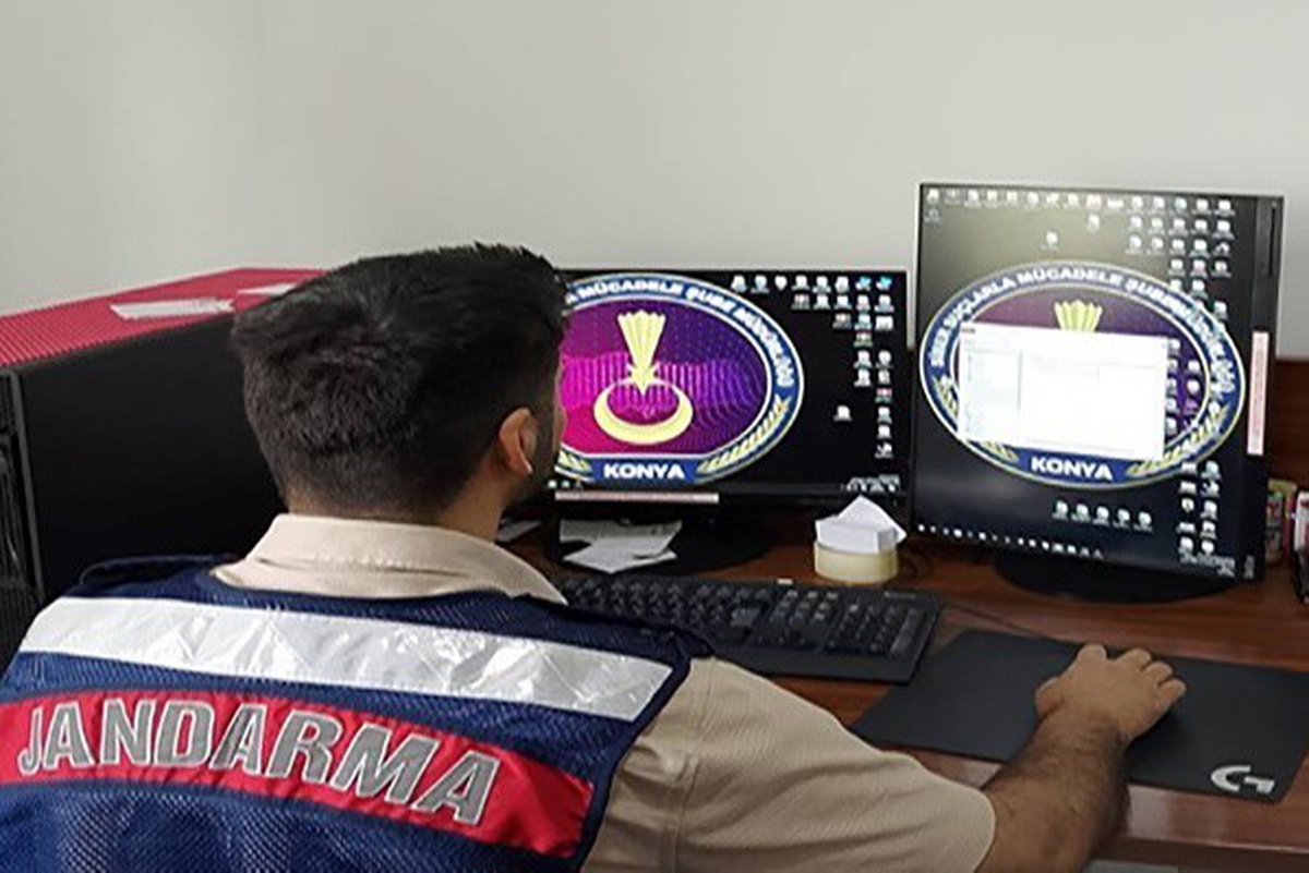 Konya'da sanal devriyede 40 bin 149 hesap incelendi, 4 bin 942 hesaba işlem yapıldı