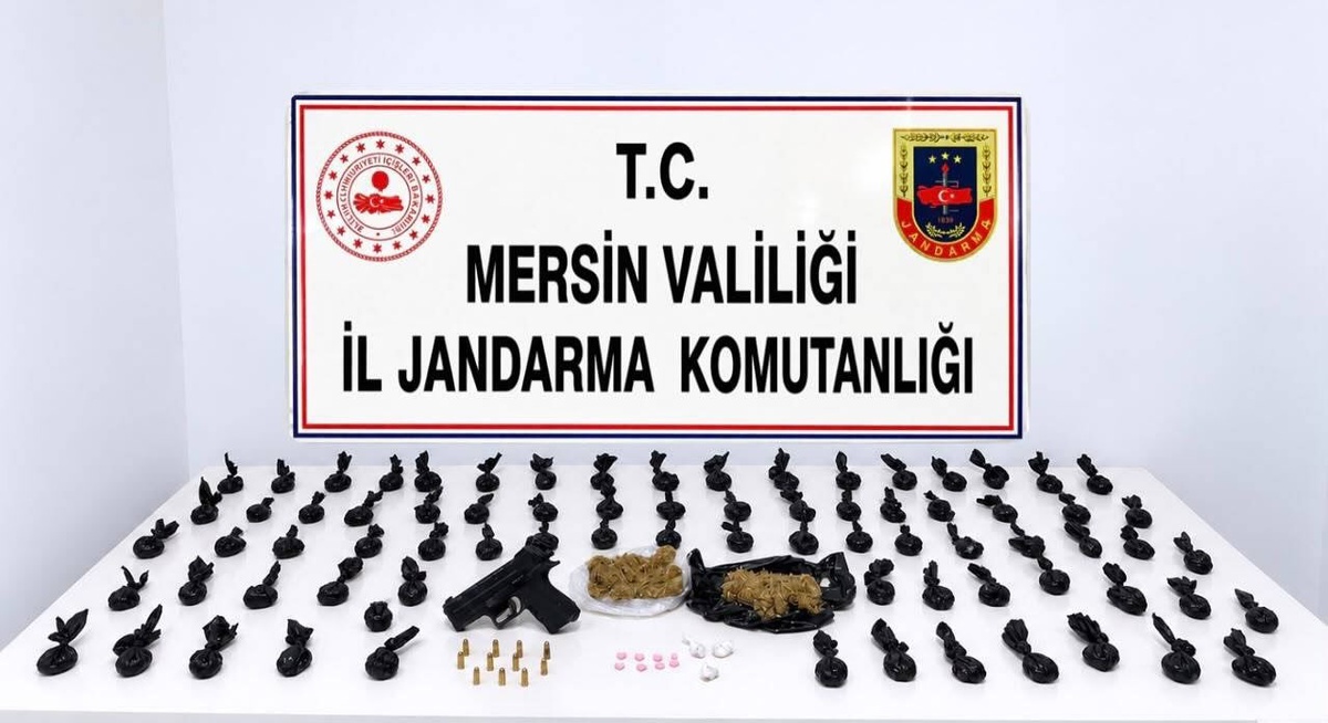 Mersin Erdemli'de 560 gram bonzai ele geçirildi, 2 şüpheli yakalandı, 1'i tutuklandı