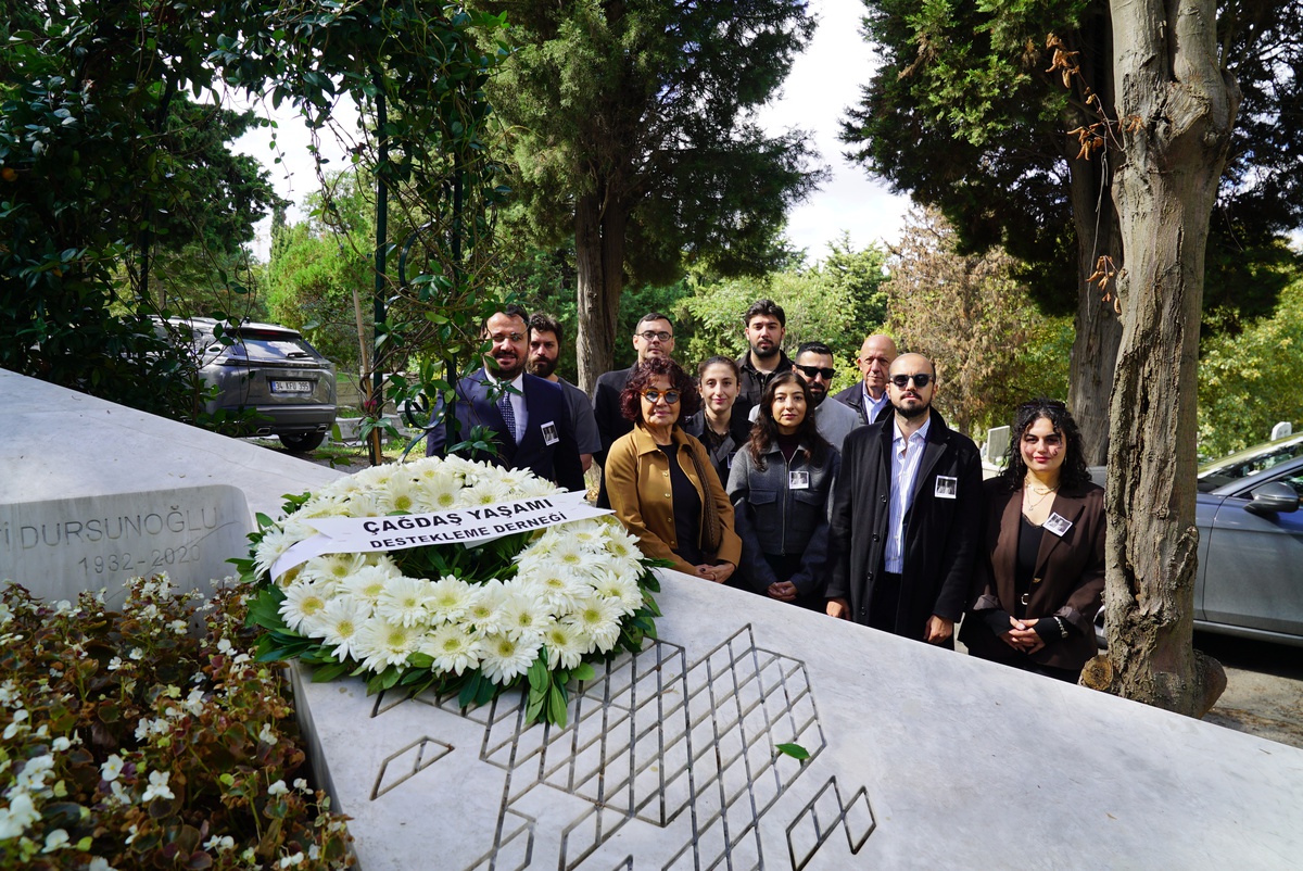 Seyfi Dursunoğlu 94. doğum gününde Zincirlikuyu'da anıldı, vasiyet süreci sürüyor