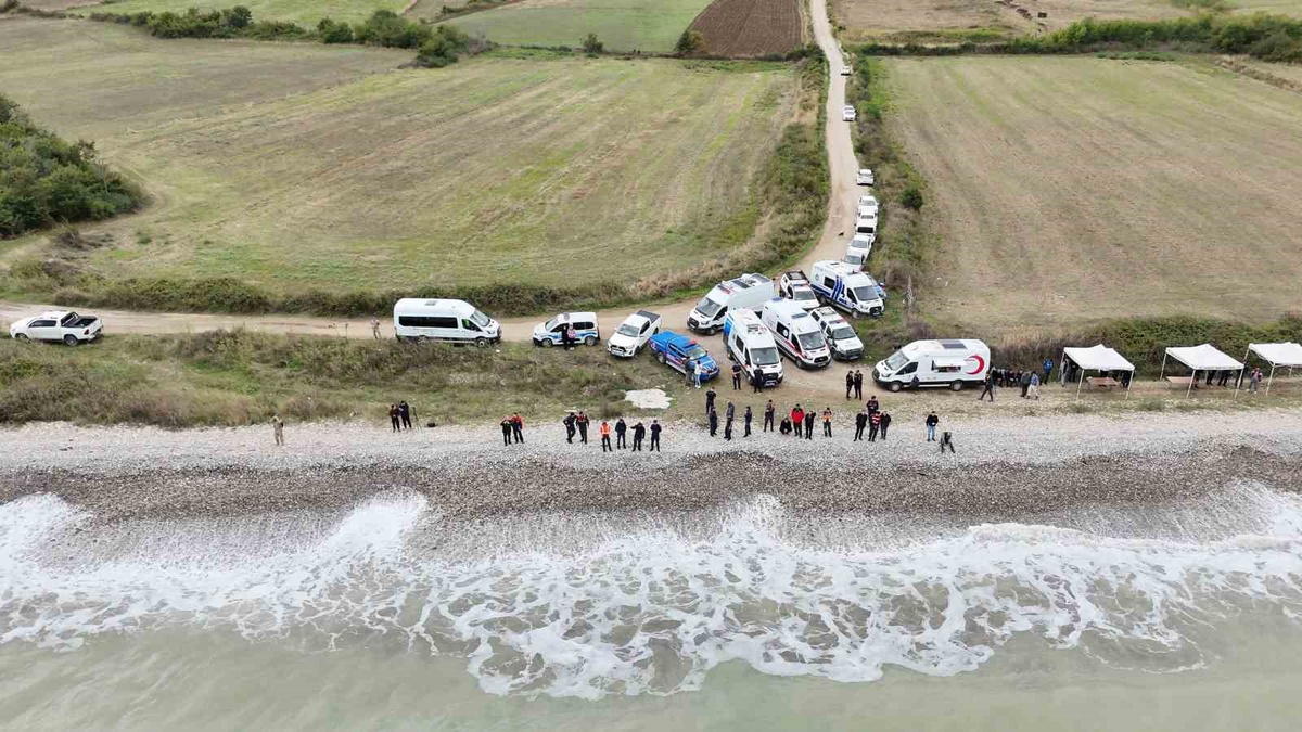 Sinop'ta kaybolan polis Numan Şen için havadan ve denizden arama sürüyor
