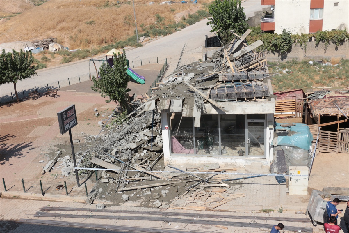 Şırnak Cizre'de beton atılırken kalıplar çöktü, 5 işçi yaralandı