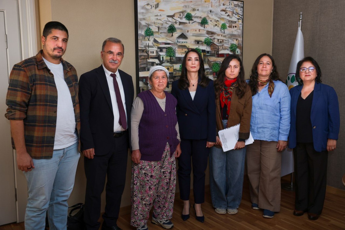 Tülay Hatimoğulları, Akbelen savunucularıyla görüşerek TBMM'de mücadele sözü verdi