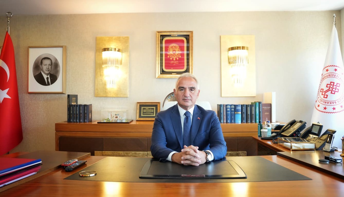 Bakan Ersoy, sinemada 35 projeye 12 milyon 325 bin lira destek verileceğini açıkladı