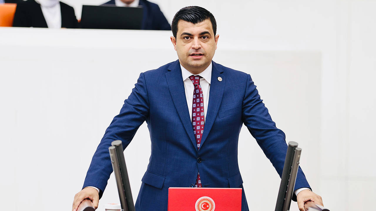 CHP'li Demir, genç avukatların ruhsat harcının kaldırılmasına kanun teklifi verdi