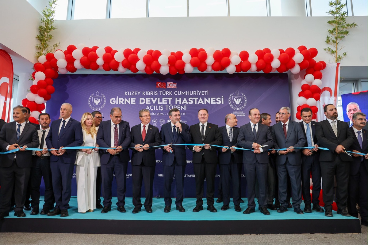 Cumhurbaşkanı Yardımcısı Cevdet Yılmaz, KKTC'de iki devlet hastanesini açtı