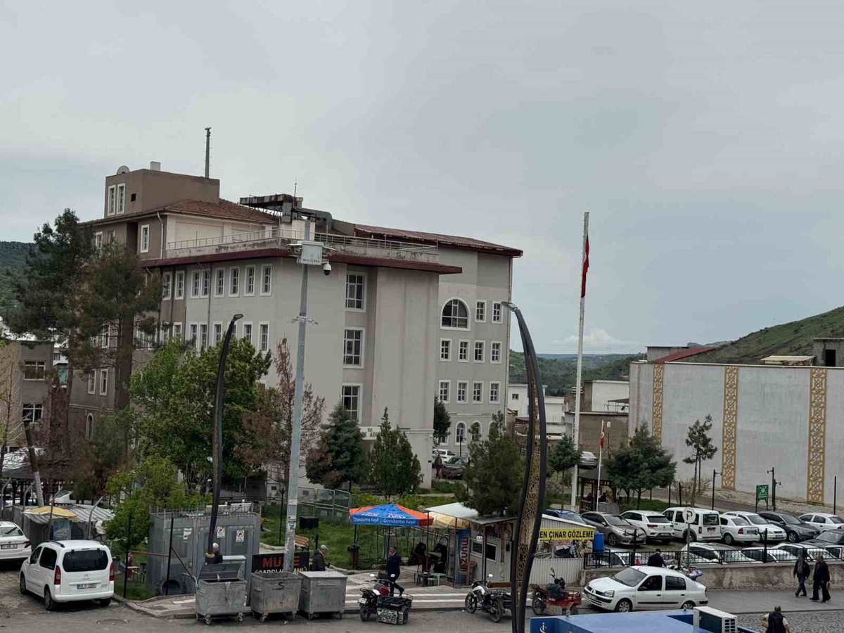 Diyarbakır'ın Çermik ilçesinde 3 bin 600 ton kömür yardımı dağıtımı başladı