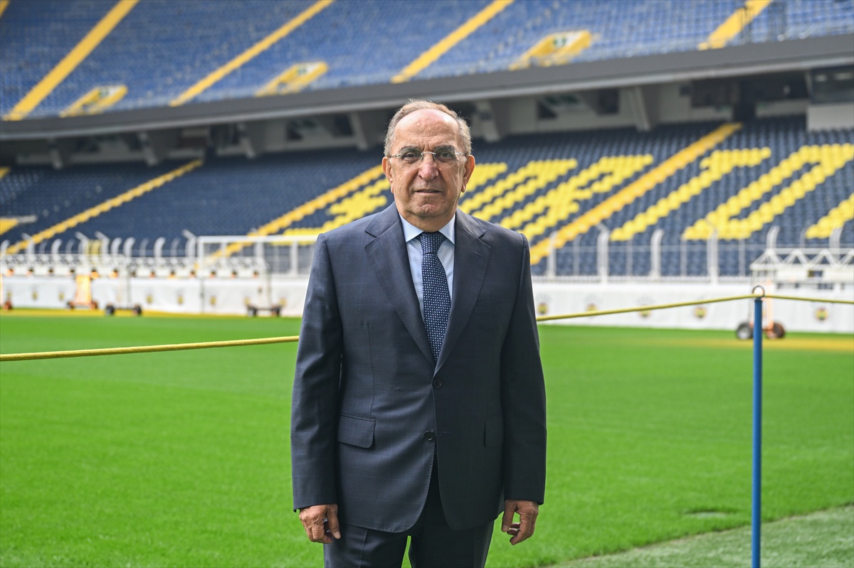 Fenerbahçe Yönetim Kurulu Üyesi Özbağı, stat projesinde 1 milyon doları karşılayacak