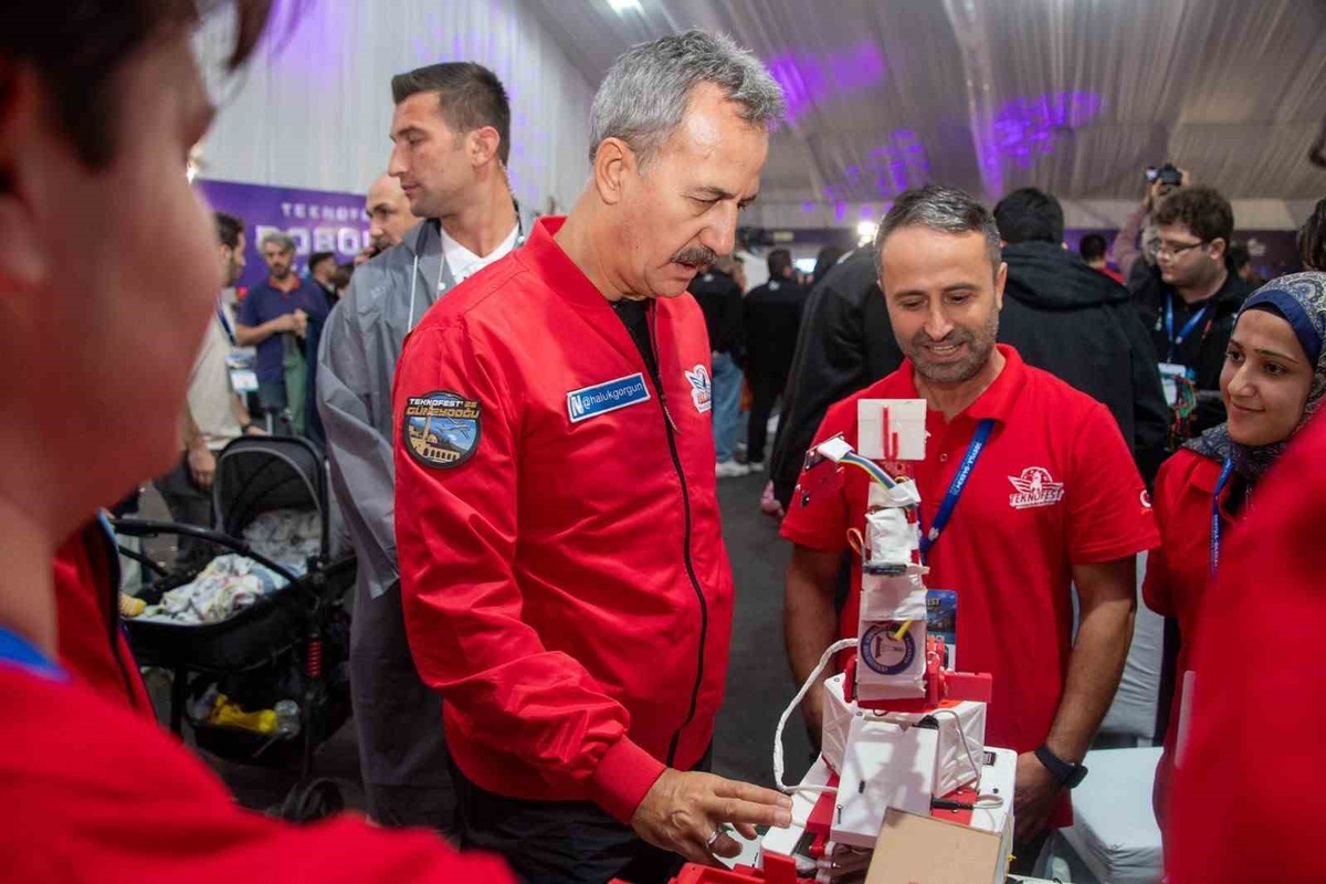 Görgün, World Drone Cup'ta genç mühendis adaylarının geleceği yazdığını söyledi