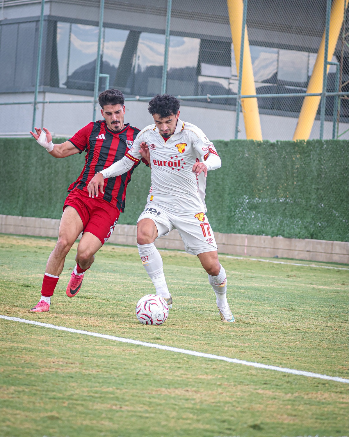 Göztepe, Urla'da Vanspor'la oynadığı özel maçta 1-1 berabere kaldı