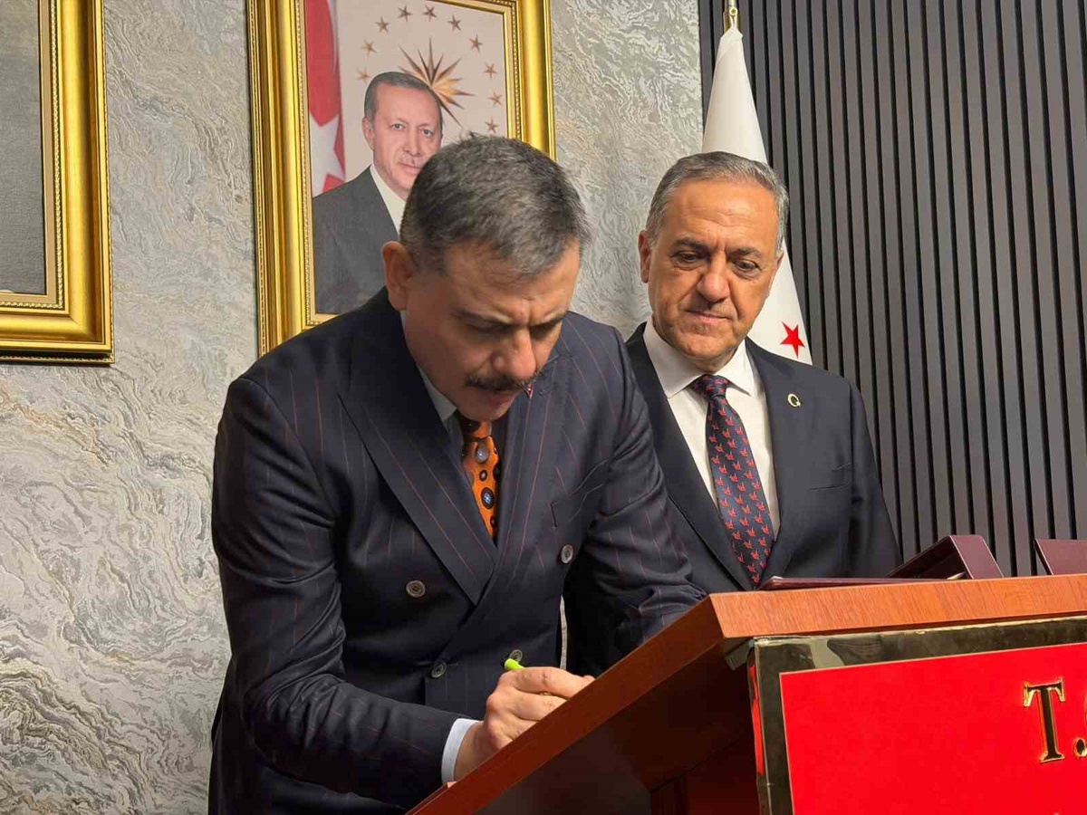 İçişleri Bakanı Mustafa Çiftçi'yi Yalova Valiliği'nde kent protokolü karşıladı
