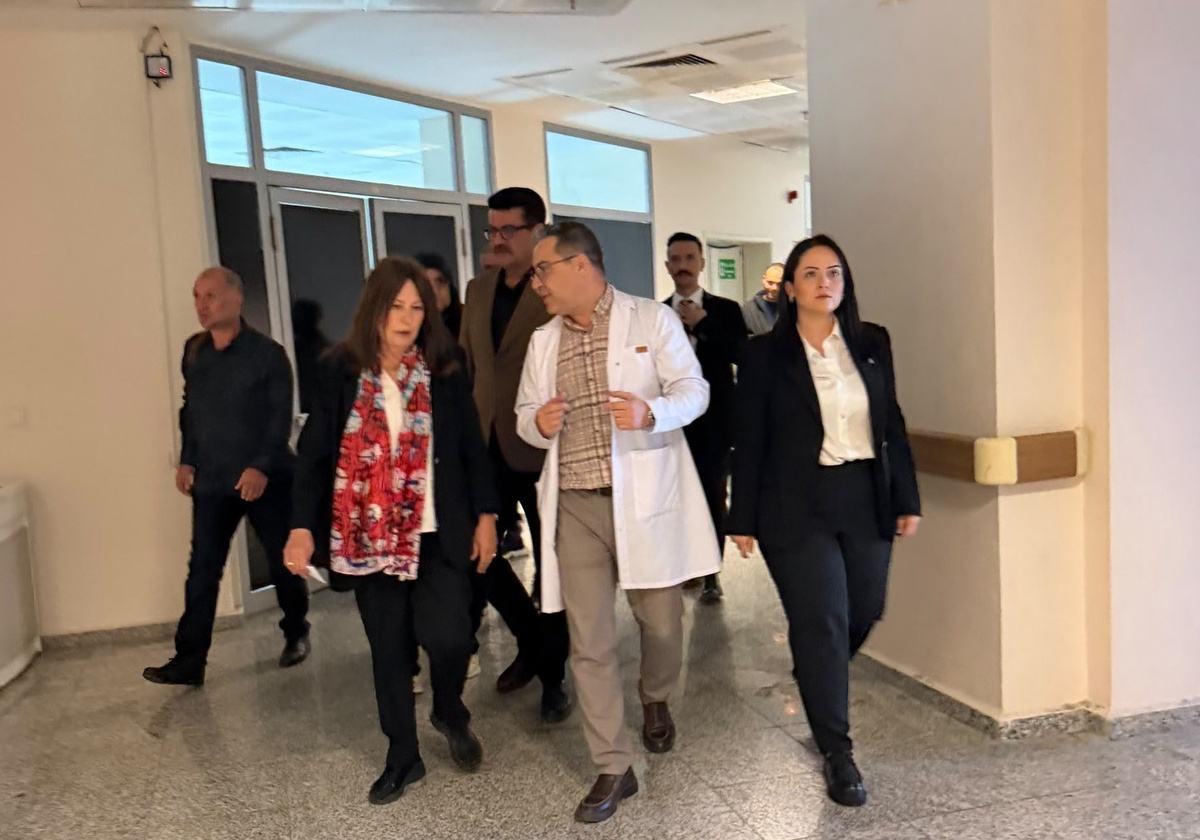 İYİ Partili Sunat, Soma'daki göçükte yaralanan maden işçilerini ziyaret etti