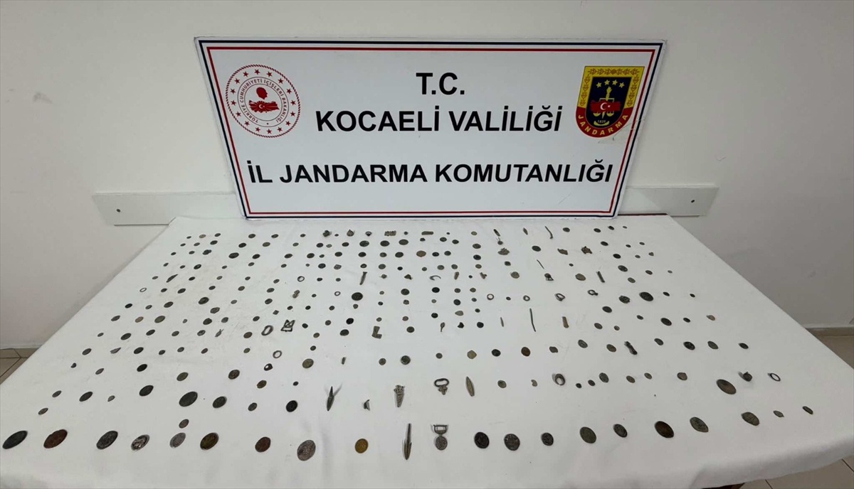 Kocaeli'de operasyonda 511 tarihi eser ele geçirildi, 1 şüpheli gözaltına alındı