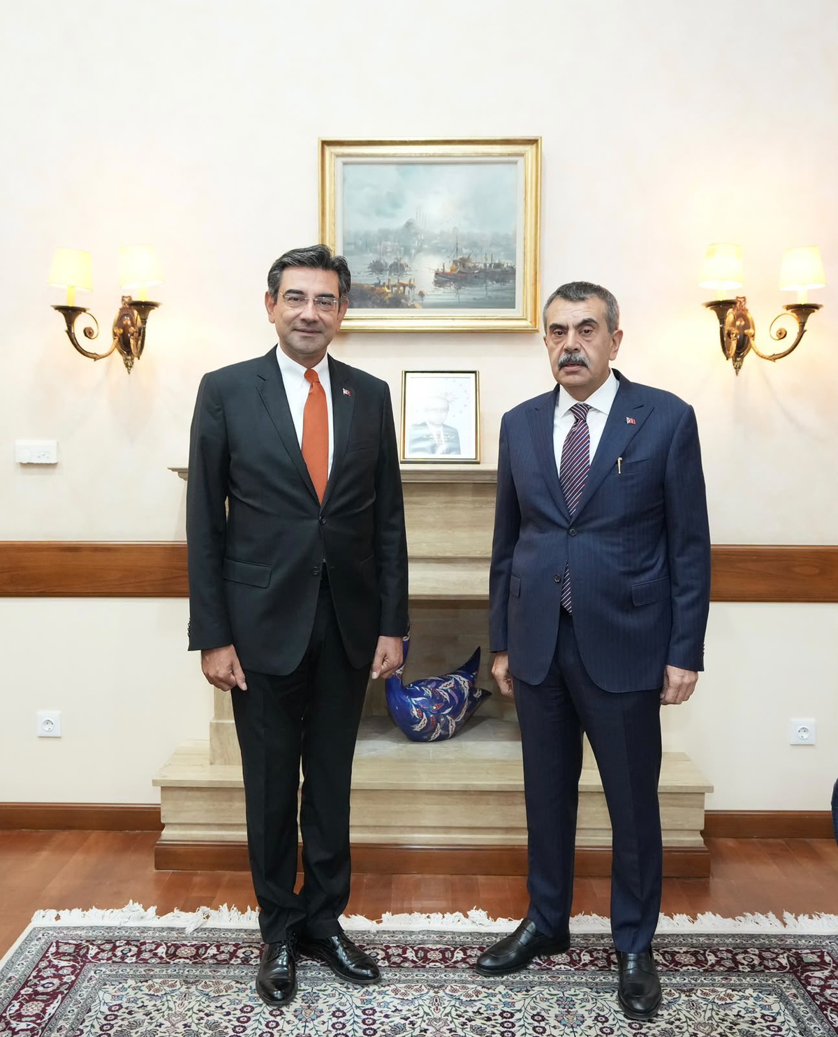 Milli Eğitim Bakanı Tekin, Tiflis'te büyükelçilik ve parlamento temasları yaptı