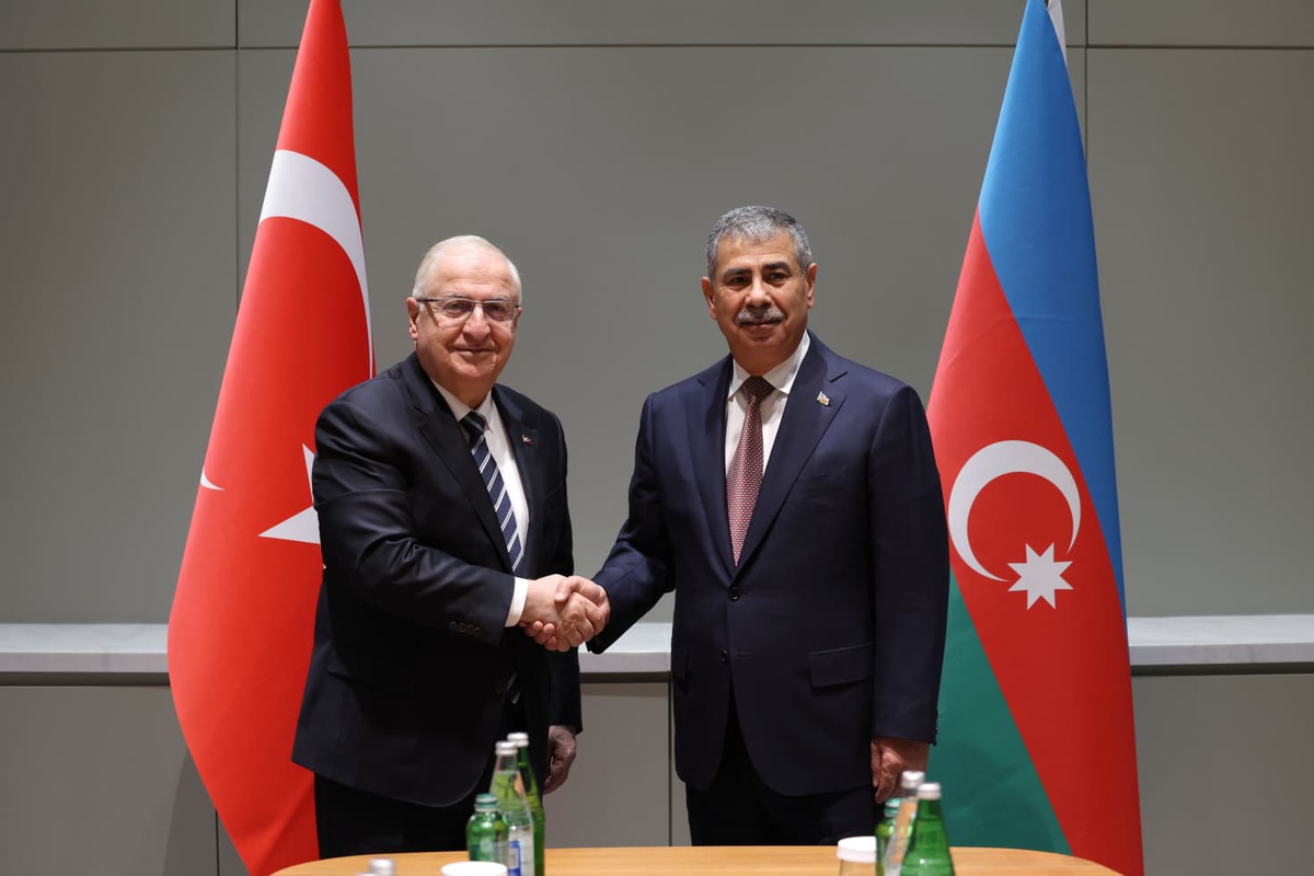 Milli Savunma Bakanı Güler, Şuşa'da Azerbaycan Savunma Bakanı Hasanov ile görüştü