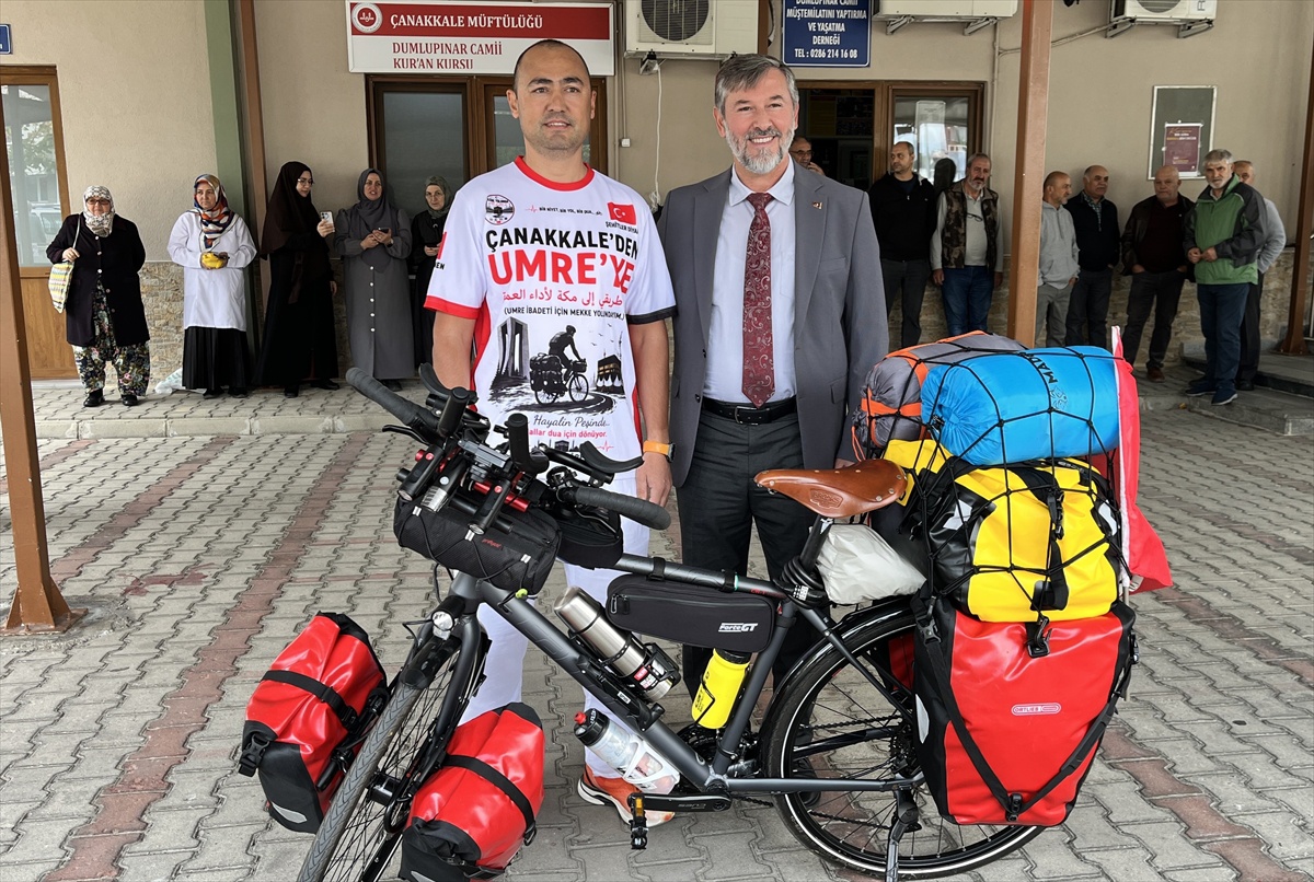 Murat Tecimen umre için Çanakkale'den 4 bin kilometre pedal çevirmeye başladı