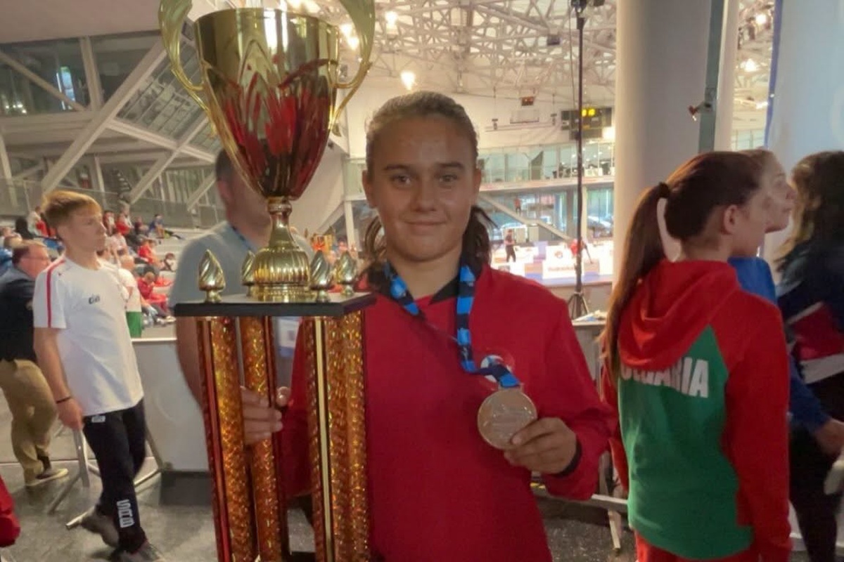 Nidanur Bostancı, Balkan Güreş Şampiyonası'nda U15 66 kiloda bronz madalya kazandı