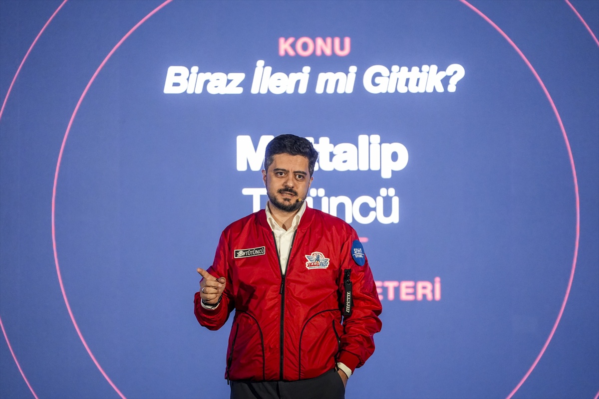 SAHA İstanbul Genel Sekreteri Tütüncü, TEKNOFEST'te ileri gitmeyi zorunluluk gördü
