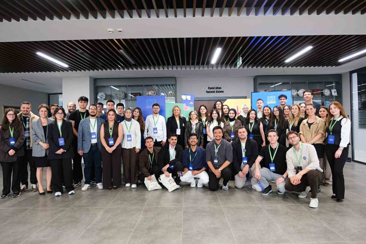 Samsun'da düzenlenen iklim ideathonunda Amisos Urban Equity Grubu birinci oldu