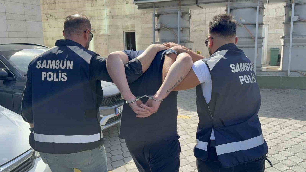 Samsun'da hakkında 2 yıl 6 ay hapis cezası olan hükümlü gardıropta yakalandı