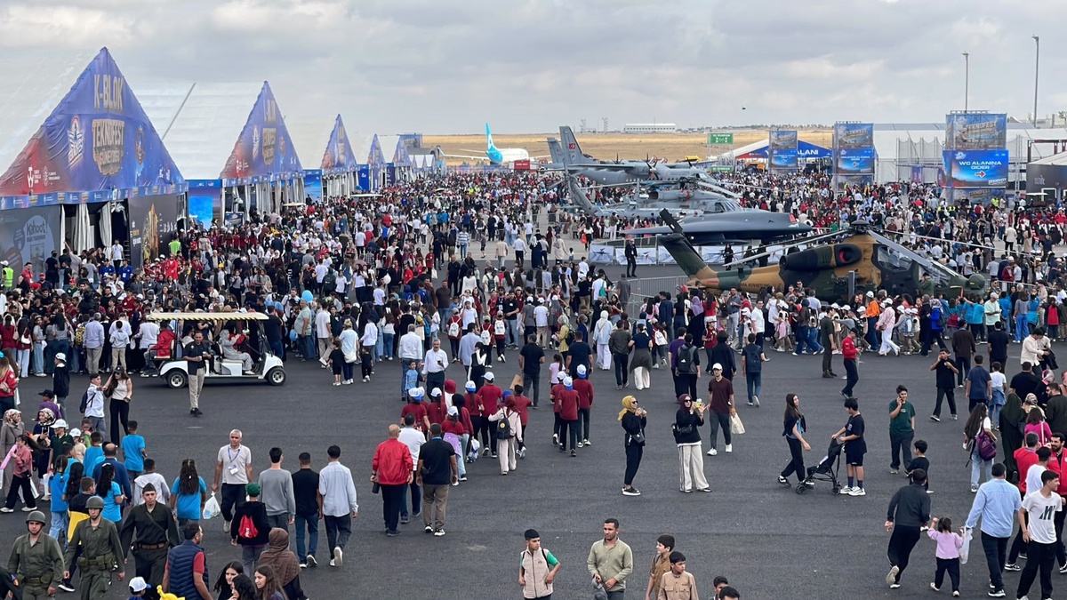 Şanlıurfa'da TEKNOFEST Güneydoğu, 3. gününde yağmura rağmen ziyaretçi akını gördü