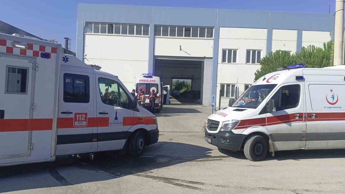 Torbalı'da 7 işçinin yaralandığı patlamada ağır yaralanan yabancı uyruklu genç öldü
