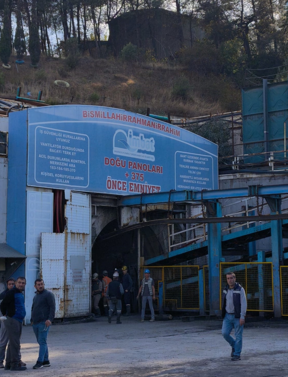 Valilik, Soma'da maden göçüğünde 3 işçinin daha cansız bedenine ulaşıldığını duyurdu