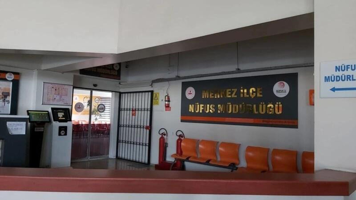 Zonguldak'ta KPSS Ön Lisans adaylarına iki nüfus müdürlüğü sınav sabahı açık olacak