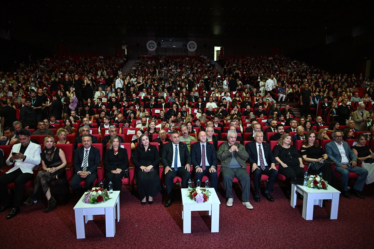 33. Uluslararası Adana Altın Koza'da En İyi Film 'Bir Arada Yalnız'a verildi