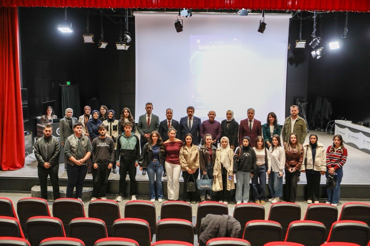 Atatürk Üniversitesi İletişim Fakültesinde ilk ders Terörsüz Türkiye oldu