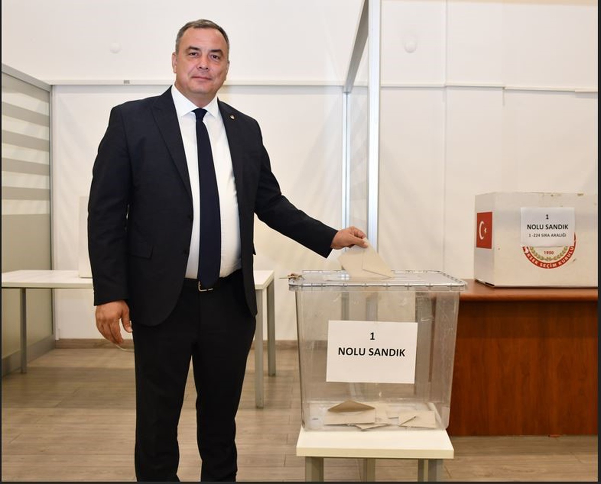 Aydın Ticaret Borsası seçiminde Başkan Çondur oyunu 1 nolu sandıkta kullandı