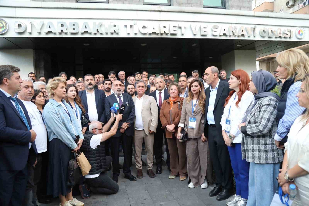 DTSO'da Mehmet Kaya yeniden başkan seçildi, 16 komitede Mavi Liste kazandı