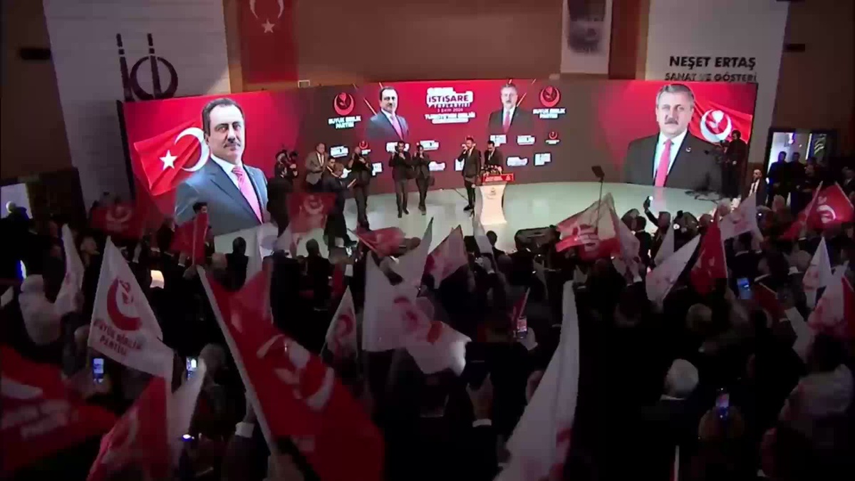 Fon soruşturması... BBP Genel Başkanı Destici: 'Ne kadar hukuka aykırı bir durum varsa faillerin kimliğine bakılmaksızın gereği ifa edilmelidir'