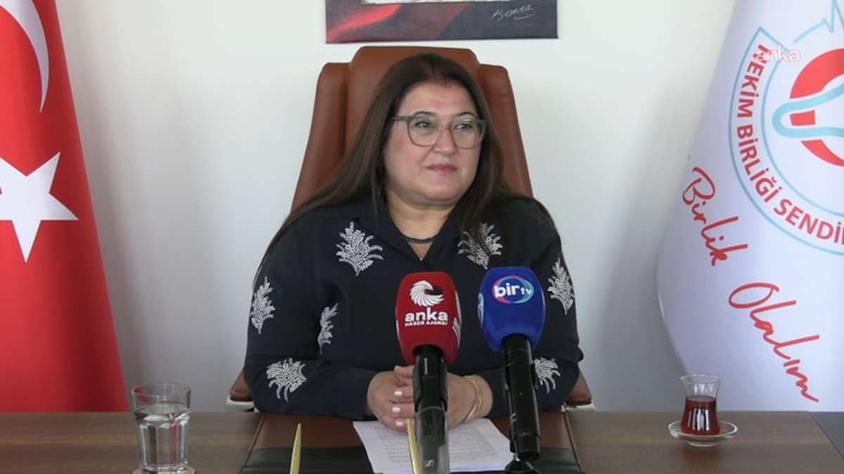 Hekim Birliği'nden kadın doğum ultrason emeği için hakkaniyetli sistem çağrısı geldi