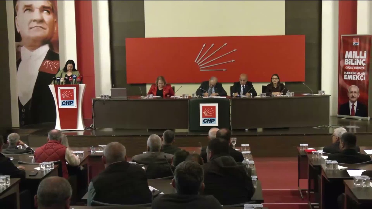 Kılıçdaroğlu staj ve çıraklık mağdurlarına çözülünceye kadar mücadele sözü verdi
