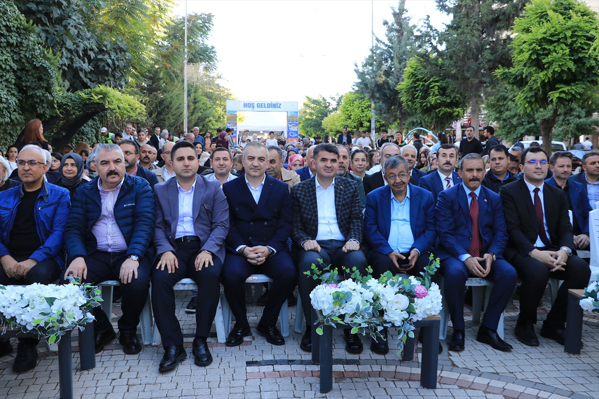 Kilis'te 1. Kitap Fuarı açıldı, Vali Kalaylı 9 gün süreceğini bildirdi