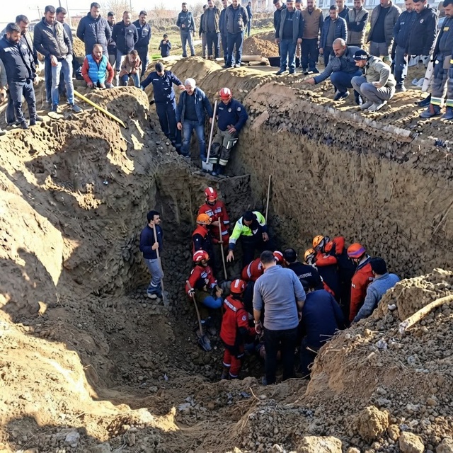 Ankara Polatlı'da drenaj çalışması sırasında göçük meydana geldi; muhtar Tufan Bahçeci hayatını kaybetti