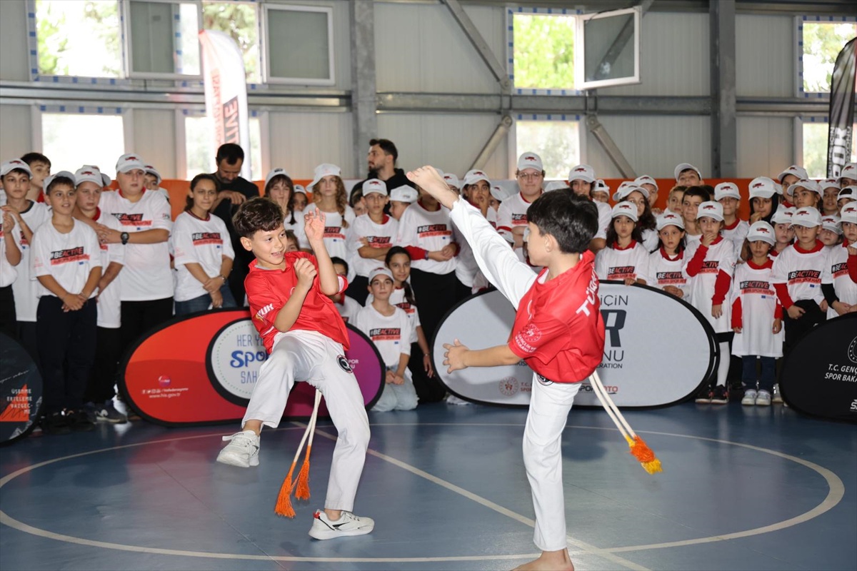 Samsun'da Avrupa Spor Haftası'nda Taflan İlkokulu'nda 300 öğrenci sporla buluştu