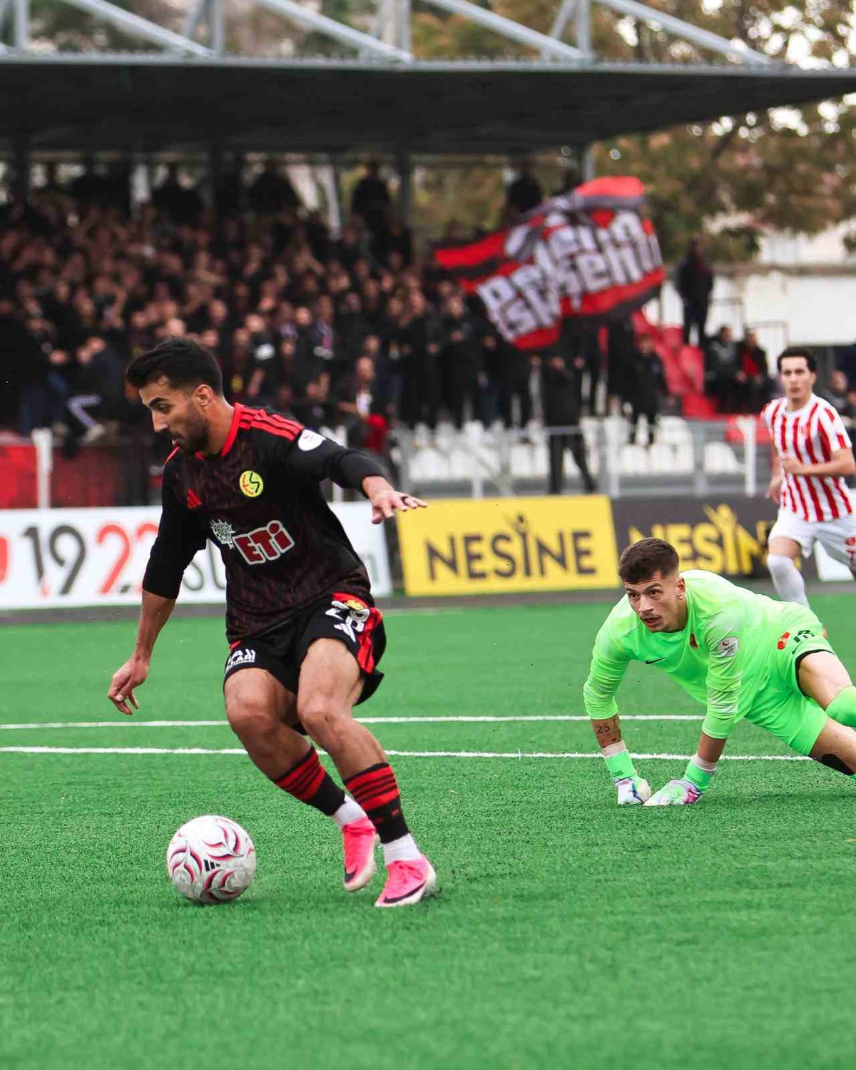 TFF 3. Lig 2. Grup'ta Eskişehirspor, deplasmanda Akşehirspor'u 3-0 mağlup etti